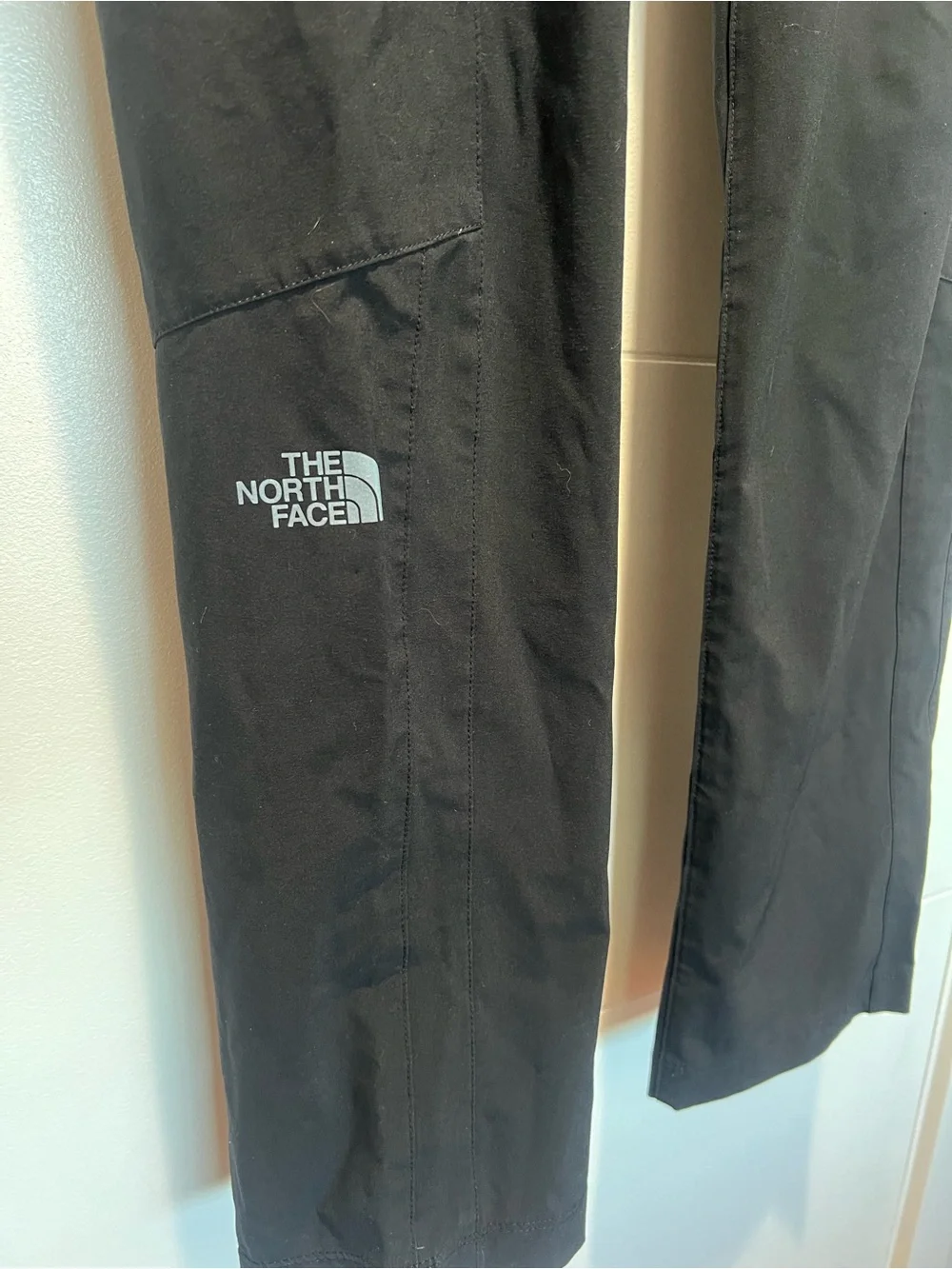 The North Face Men’s Black Athletic Warm Up Pants - Size Small